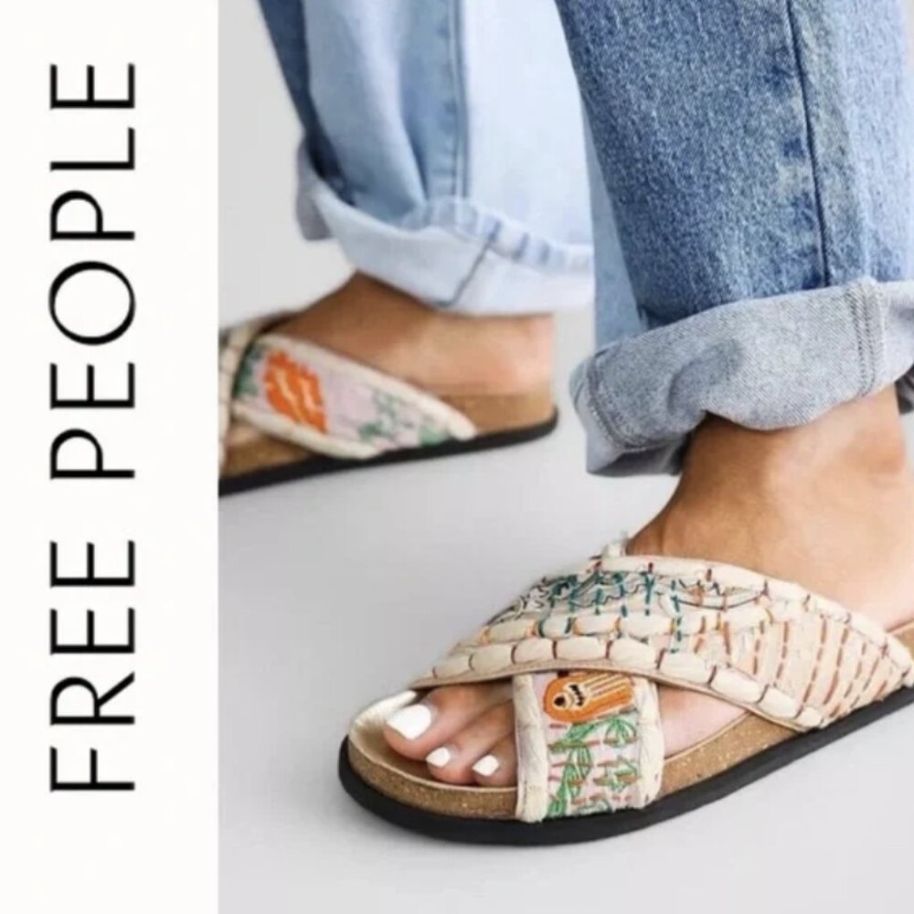 Free People Wildflowers Crossband Sandals Embroidered Sz 38 EUC OBX Sz 8